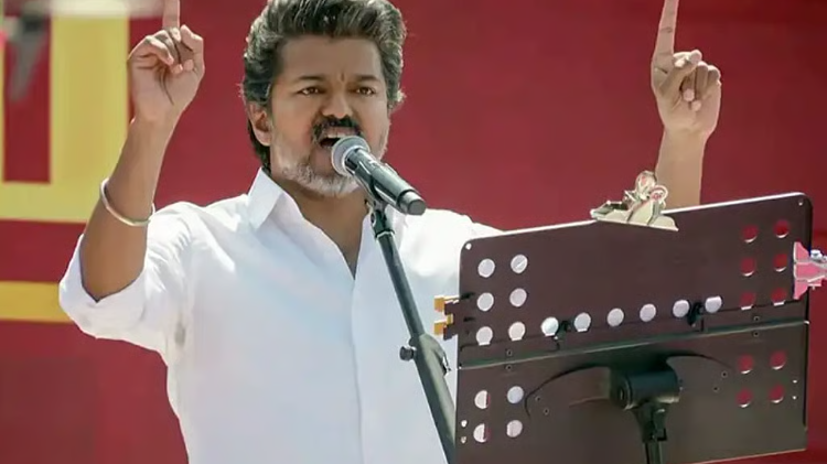 கண்கலங்கிய விஜய்| TVK Vijay Emotional | Vellore Meeting | #vijay #vellore #vijaymeeting